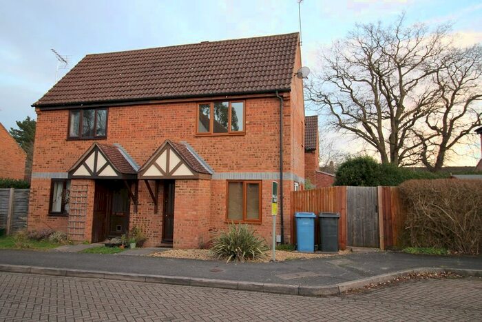 1 Bedroom Property To Rent In Shetland Way, Fleet GU51