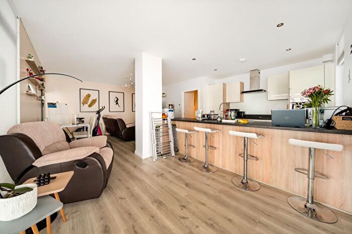 3 Bedroom Flat For Sale In Westbury Court, Central Bicester, Oxfordshire, OX26