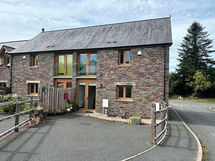 3 Bedroom Terraced House To Rent In Pen Y Brenin, Llangorse, Brecon, LD3