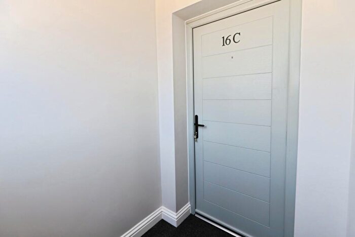 2 Bedroom Flat For Sale In Vicar Street, Weavers Wharf Centre, Kidderminster, DY10