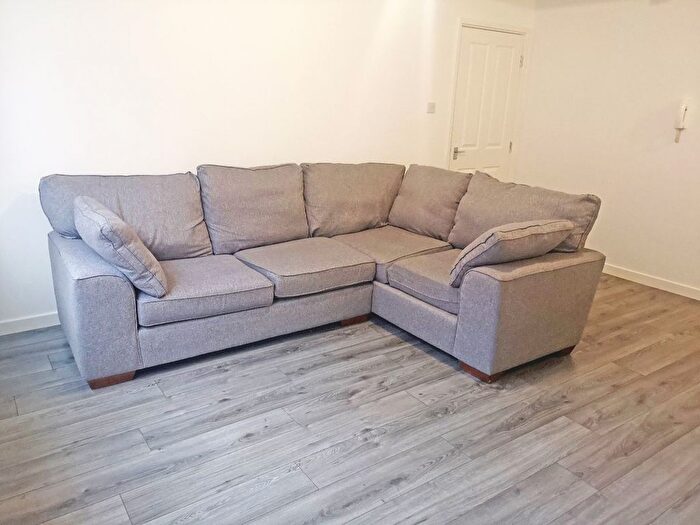 3 Bedroom Flat To Rent In Powdene House, Pudding Chare, City Centre, NE1