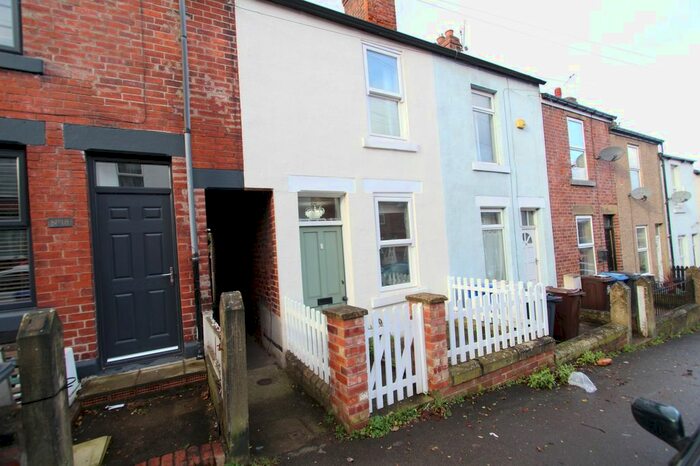 3 Bedroom Terraced House To Rent In Ashford Road, Sheffield, S11