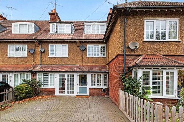 3 Bedroom Terraced House For Sale In Harefield Road, Rickmansworth, Hertfordshire, WD3