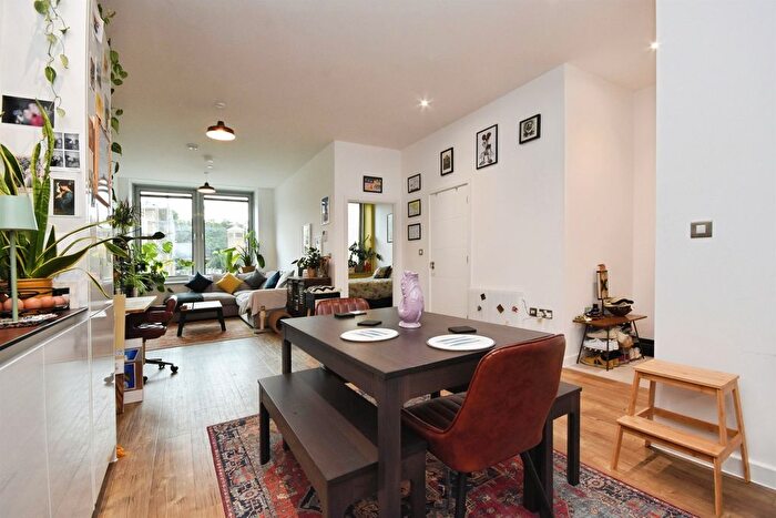 1 Bedroom Flat For Sale In Eagle Way, Great Warley, Brentwood, CM13