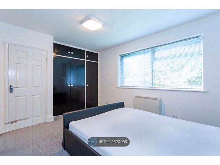 1 Bedroom Flat To Rent In Egmont Road, Sutton, SM2