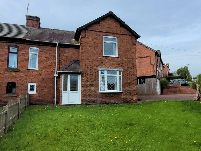 3 Bedroom Semi-Detached House For Sale In Grammer Street, DE5