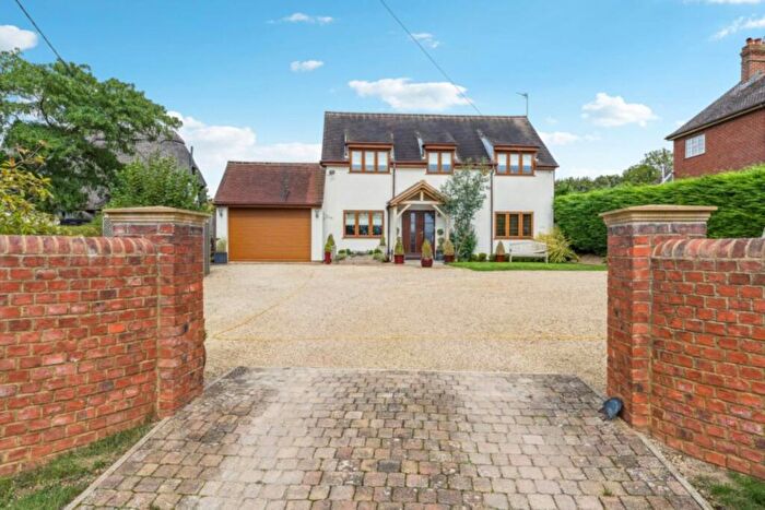 4 Bedroom Detached House For Sale In Townsend, Quainton, HP22