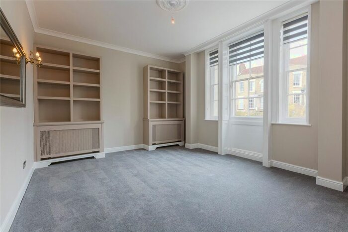 2 Bedroom Flat To Rent In Fairlawn House, Mount Sion, Tunbridge Wells, Kent, TN1