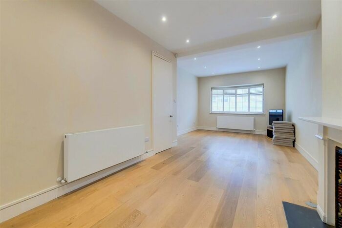 4 Bedroom Terraced House To Rent In Colehill Lane, London, SW6