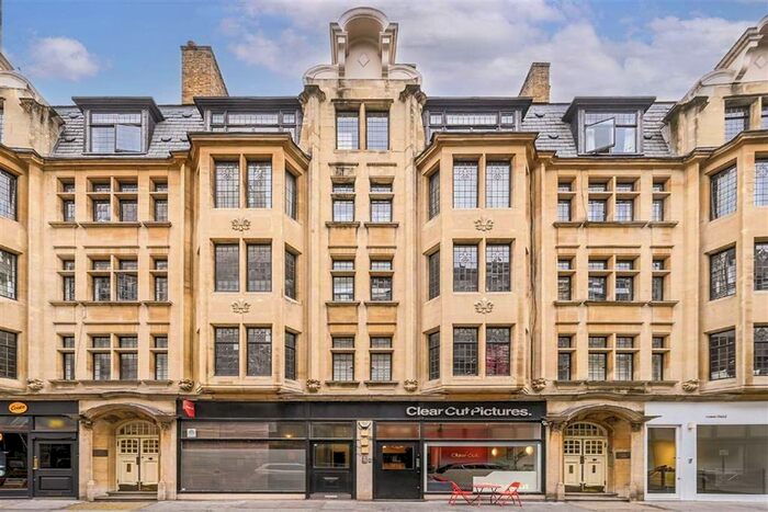 2 Bedroom Flat To Rent In Newman Street, London, W1T