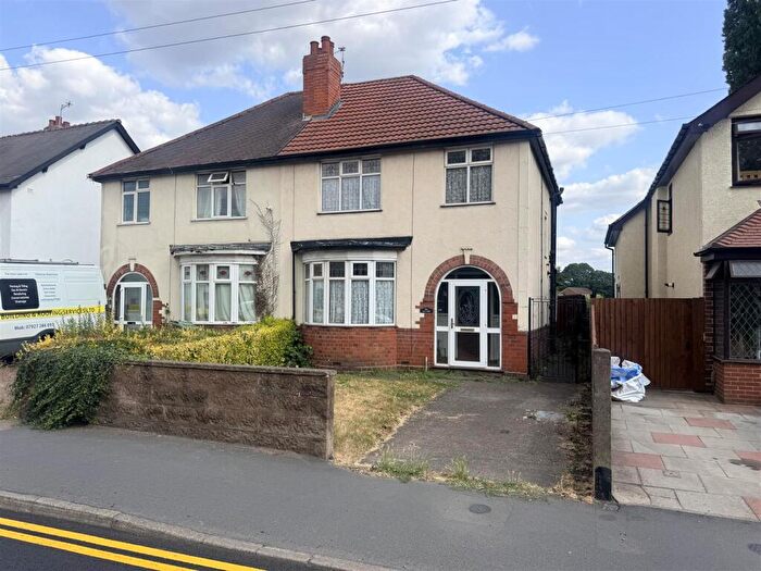 3 Bedroom Semi Detached House For Sale In High Street, Wollaston, Stourbridge, DY8