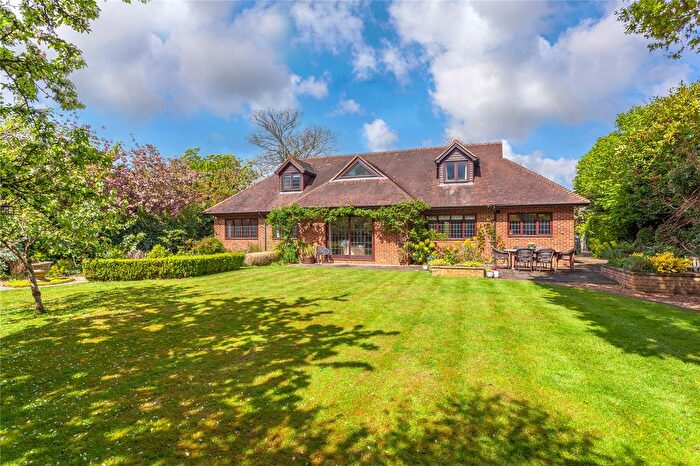 4 Bedroom Detached House For Sale In Northfield Avenue, Lower Shiplake, Henley-On-Thames, Oxfordshire, RG9