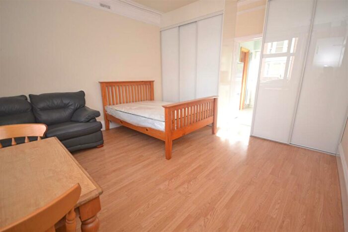 Studio To Rent In Denmark Road, Reading, RG1