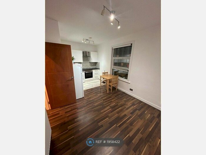 1 Bedroom Flat To Rent In Hornsey Road, London, N19