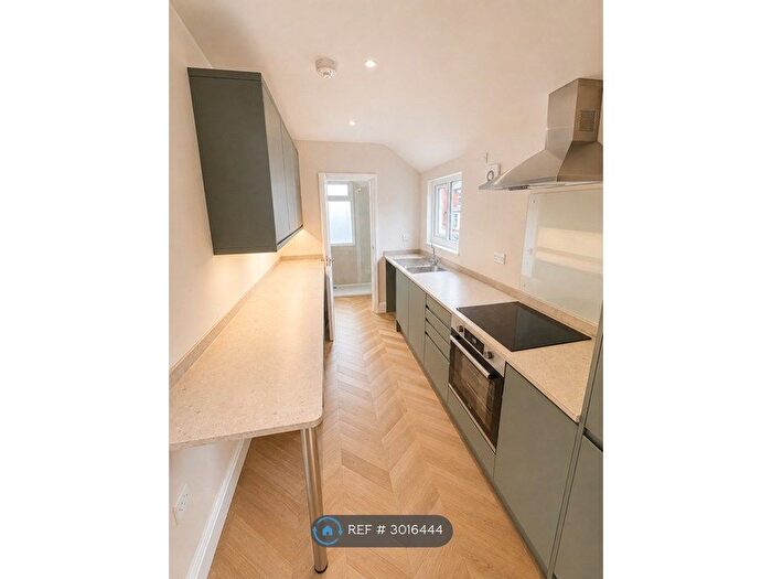 1 Bedroom Flat To Rent In Kirkby-In-Ashfield, Nottingham, NG17