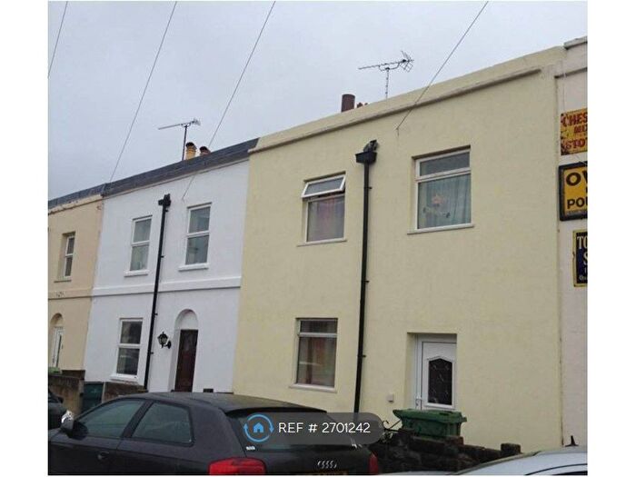 4 Bedroom Terraced House To Rent In Hermitage Street, Cheltenham, GL53