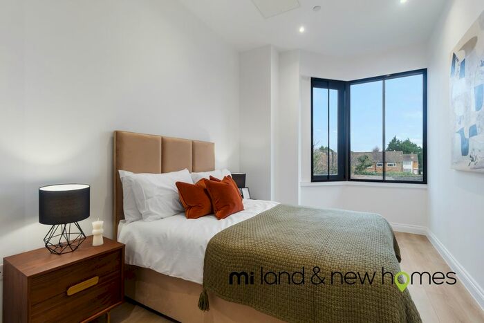 1 Bedroom Flat For Sale In London Road, Langley, Slough, SL3