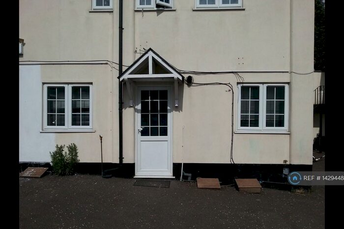 2 Bedroom Flat To Rent In Ashton Road, Luton, LU1