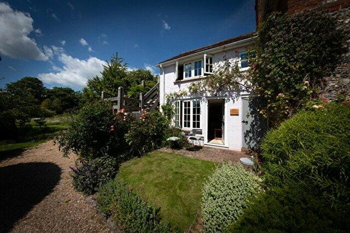 1 Bedroom Semi-Detached House To Rent In Winchester, Hampshire, SO21