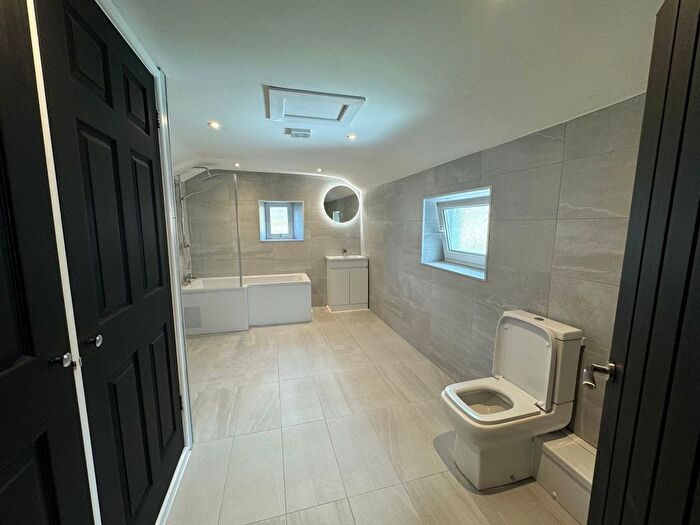 3 Bedroom End Of Terrace House To Rent In Green Hill Ystrad -, Ystrad, CF41