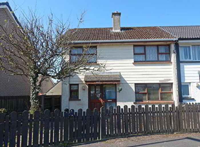3 Bedroom End Of Terrace House For Sale In Kilmacormick Close, Enniskillen, BT74