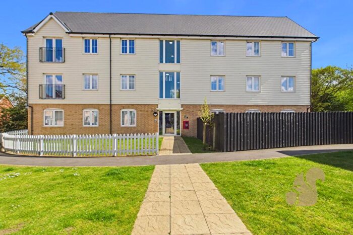 2 Bedroom Flat For Sale In Legg Close, Braintree, CM7