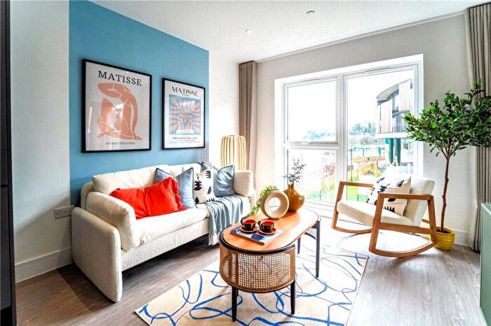 1 Bedroom Flat For Sale In Sandy Road, Erith, DA8