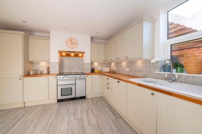 5 Bedroom Semi-detached House For Sale In Palehouse Common, Framfield, TN22