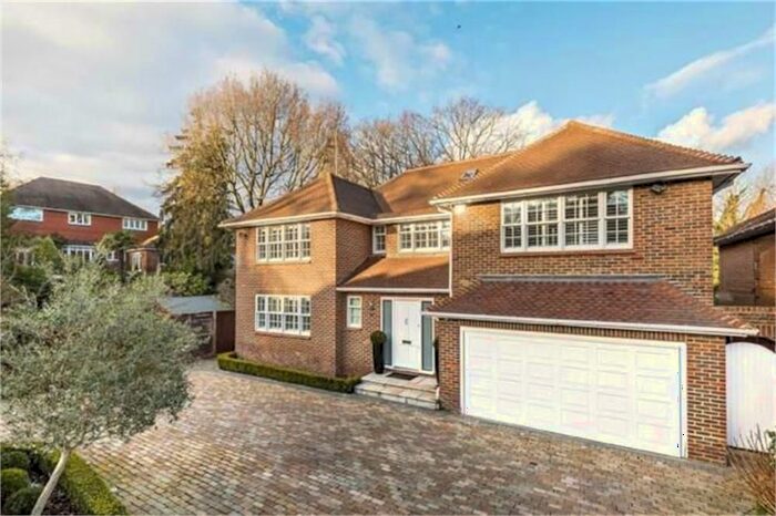 5 Bedroom Detached House To Rent In Harmsworth Way, Totteridge, N20