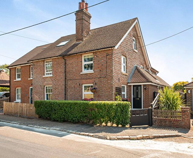 3 Bedroom Semi-Detached House For Sale In Sandhills Road, Barns Green, RH13
