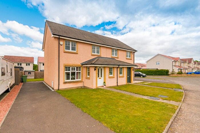 3 Bedroom Semi-Detached House For Sale In Chesterhall Avenue, Macmerry, EH33