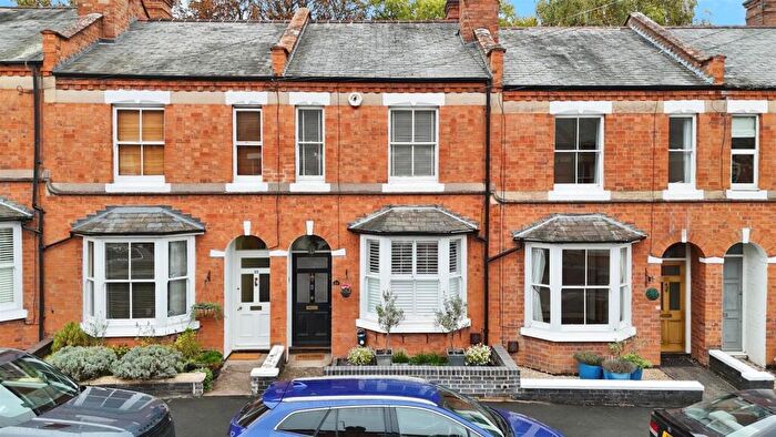 3 Bedroom Terraced House For Sale In Strathearn Road, Leamington Spa, CV32