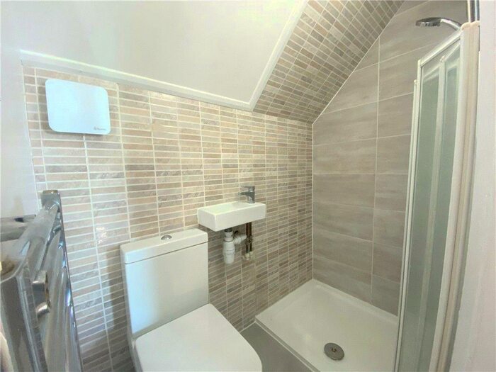 1 Bedroom Flat To Rent In Victoria Road, Ruislip, Middlesex, HA4