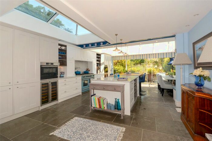 4 Bedroom Property To Rent In Ufton Grove, De Beauvoir, London, N1