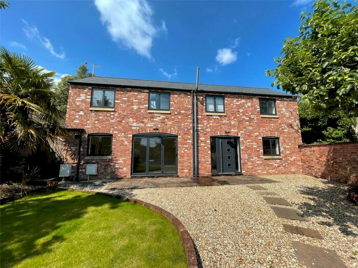 4 Bedroom Detached House To Rent In Pennsylvania Road, Exeter, EX4