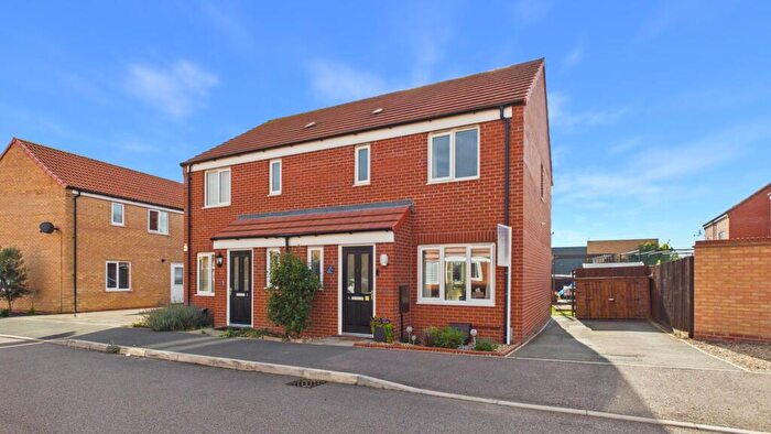 3 Bedroom Semi-Detached House For Sale In Fabian Grove, Peterborough, PE2