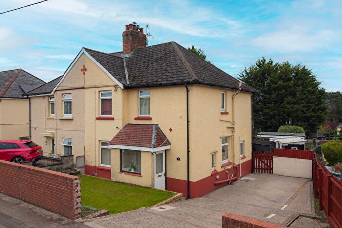 3 Bedroom Semi Detached House For Sale In Folly View, Penygarn, Pontypool, NP4