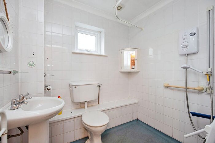 2 Bedroom Bungalow For Sale In Penwithick Park, Penwithick, St. Austell, Cornwall, PL26