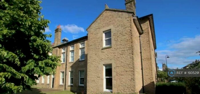 2 Bedroom Flat To Rent In Buckden Court, Jackson Walk, Menston, Ilkley, LS29