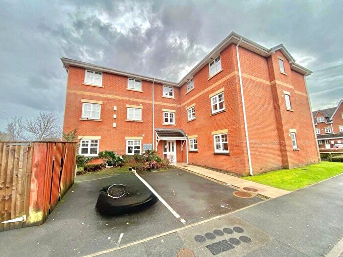 2 Bedroom Flat For Sale In The Fieldings, Fulwood, Preston, Lancashire, PR2