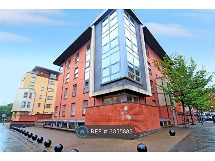 2 Bedroom Flat To Rent In Partick Bridge Street, Glasgow, G11