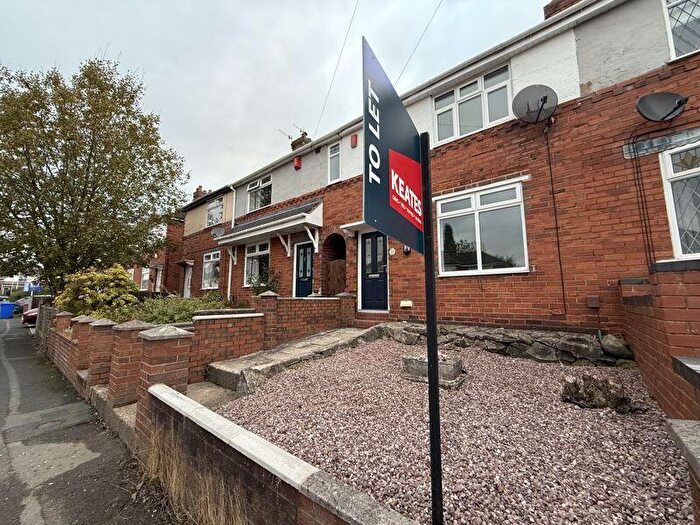 3 Bedroom Town House To Rent In Ridge Road, Stoke-On-Trent, ST6