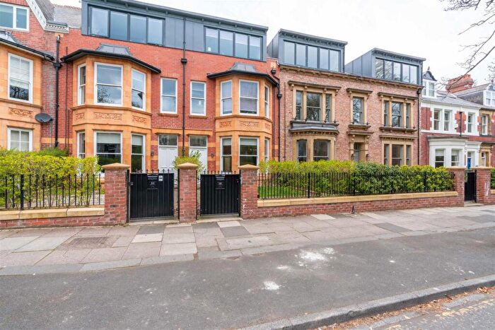 2 Bedroom Apartment To Rent In West Avenue, Gosforth, NE3