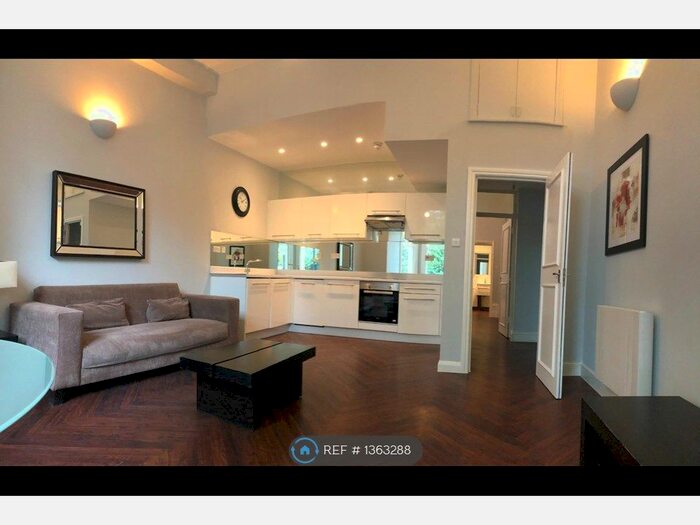 1 Bedroom Flat To Rent In Redcliffe Square, London, SW10