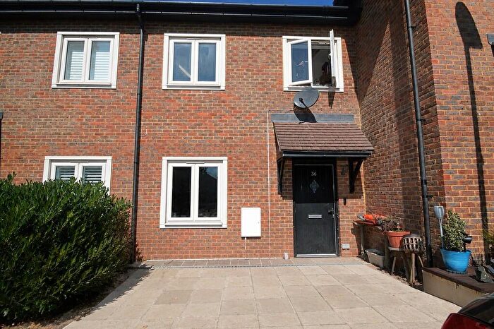 2 Bedroom Terraced House For Sale In Hill View Drive, Welling, DA16