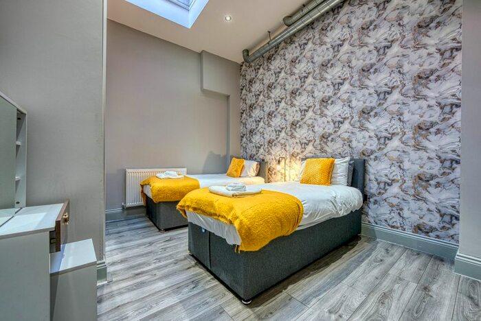 2 Bedroom Flat To Rent In James Street, Birmingham, B3