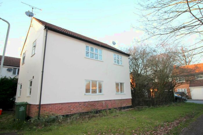 1 Bedroom Apartment To Rent In Trafalgar Way, Billericay, CM12