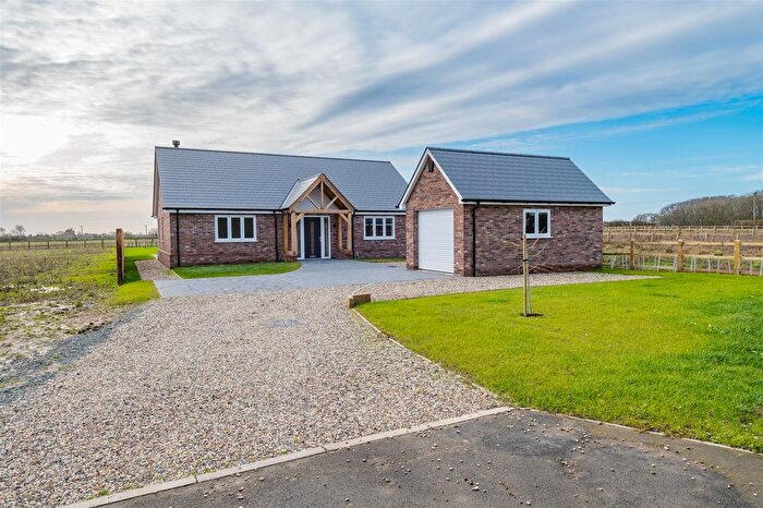 3 Bedroom Detached Bungalow For Sale In Sparrow Field, Hadleigh Road, Aldham, IP7