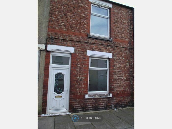 2 Bedroom Terraced House To Rent In Coronation Street, Carlin How, Saltburn-By-The-Sea, TS13
