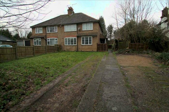 2 Bedroom Apartment To Rent In Hooley, CR5